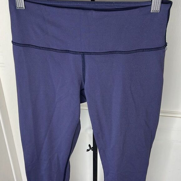 Lululemon Find Your Flow Crop Leggings 23” Navy Blue Size 4 - Picture 3 of 10